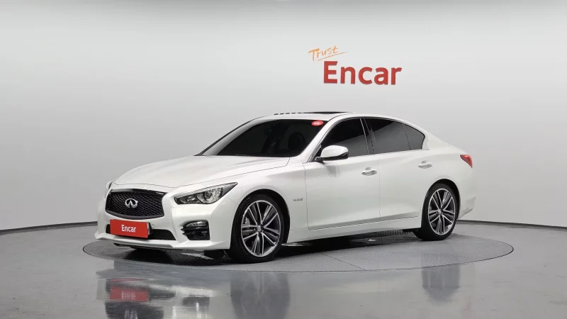 Infiniti Q50