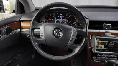 Volkswagen Phaeton