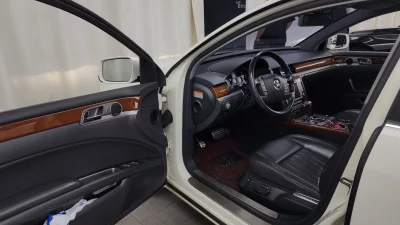 Volkswagen Phaeton