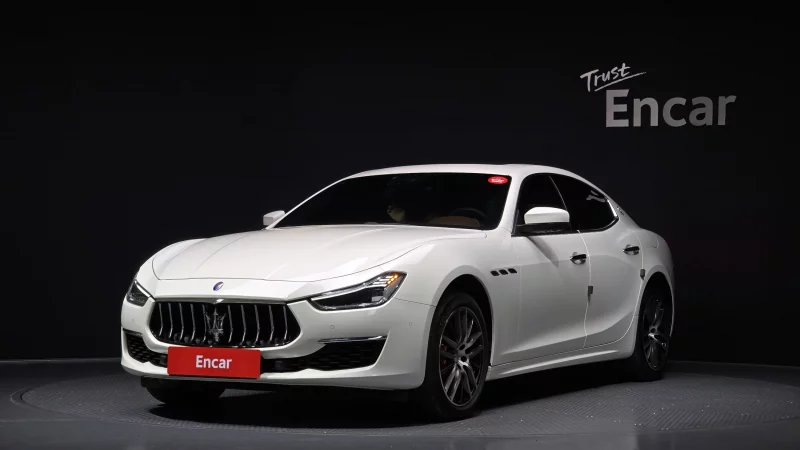 Maserati GHIBLI