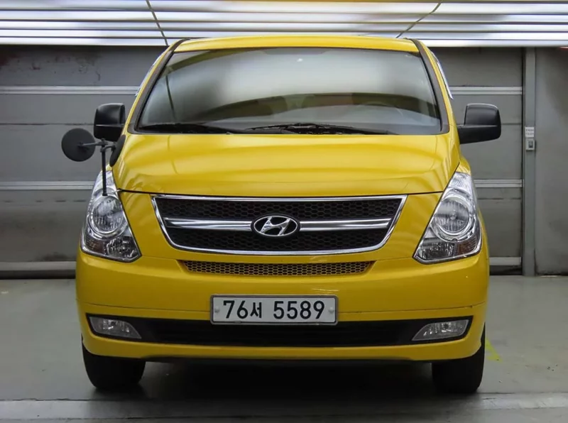 Hyundai Starex