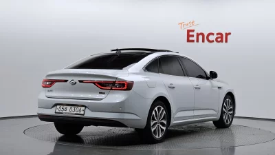 Renault SM6