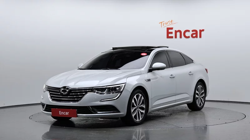 Renault SM6
