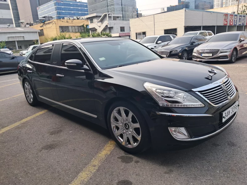 Hyundai Equus