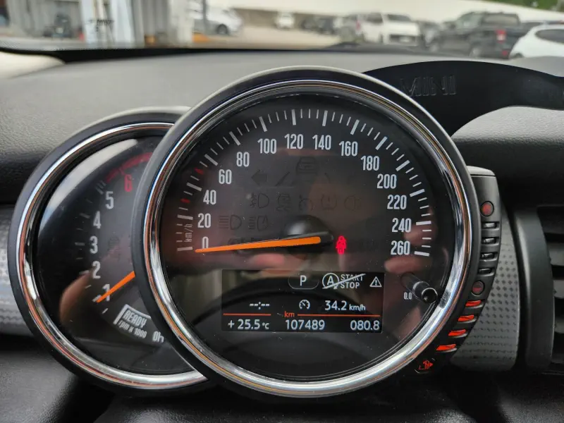 MINI Hatch