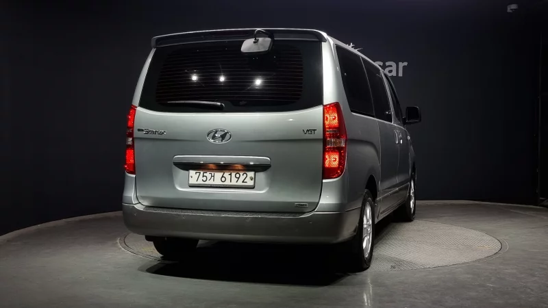 Hyundai Grand Starex