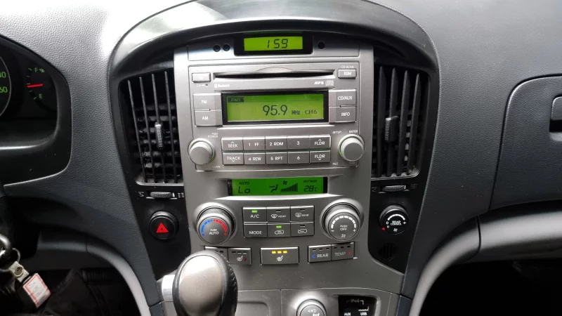Hyundai Grand Starex