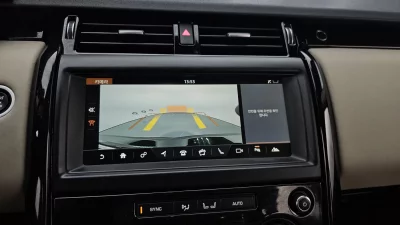 Land Rover DISCOVERY