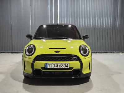 MINI Cooper Convertible