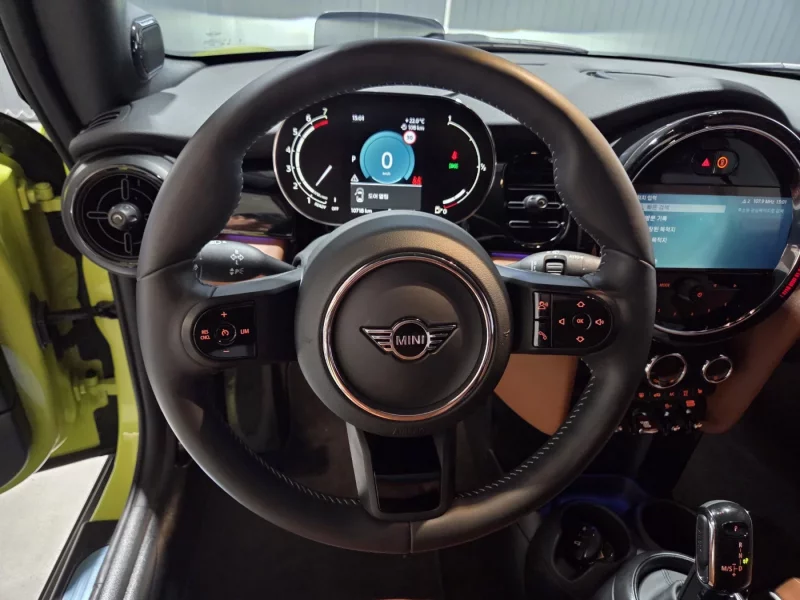 MINI Cooper Convertible