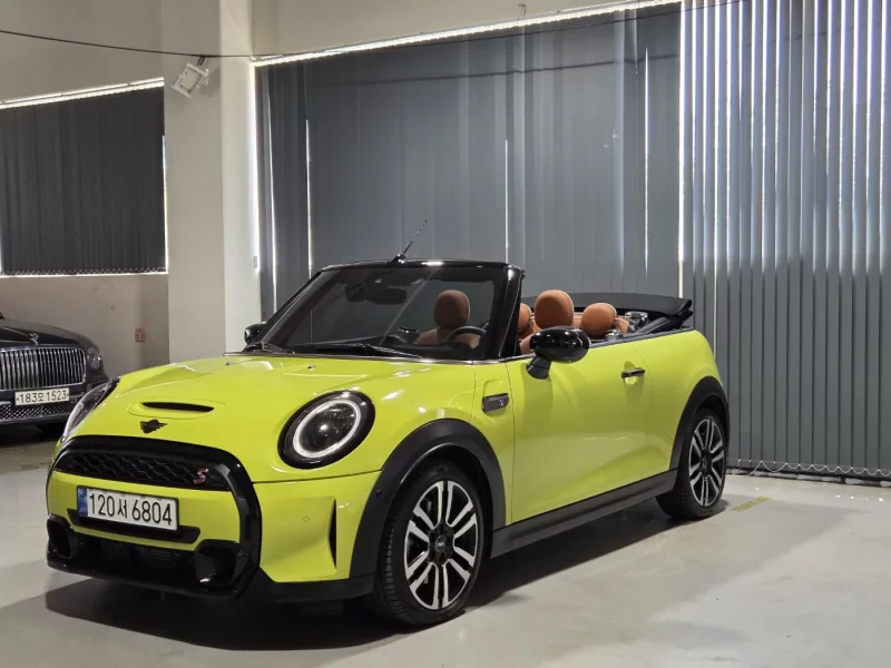MINI Cooper Convertible