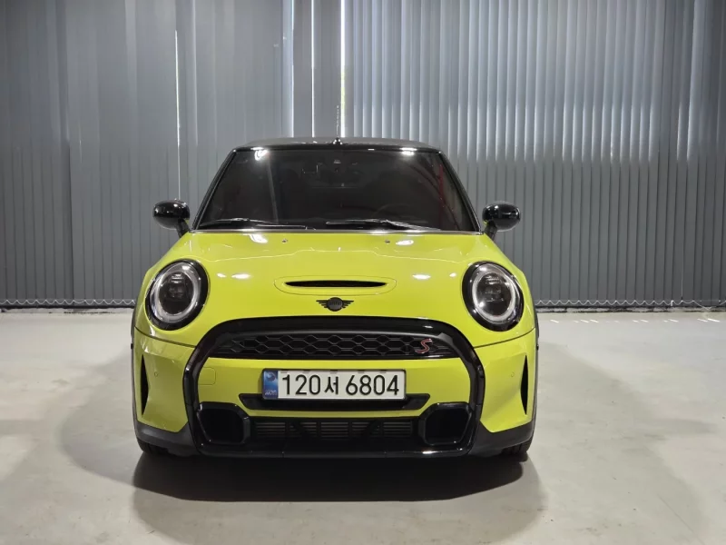 MINI Cooper Convertible