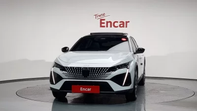 Peugeot 408