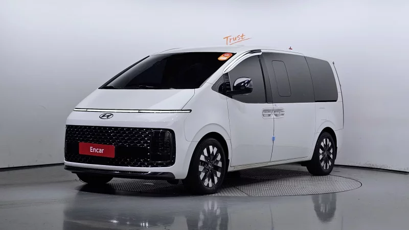 Hyundai Staria