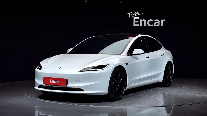 Tesla MODEL 3
