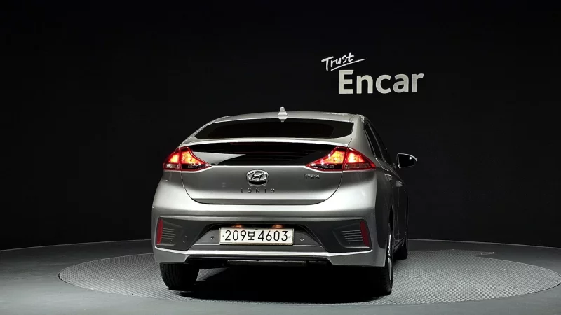 Hyundai Ioniq