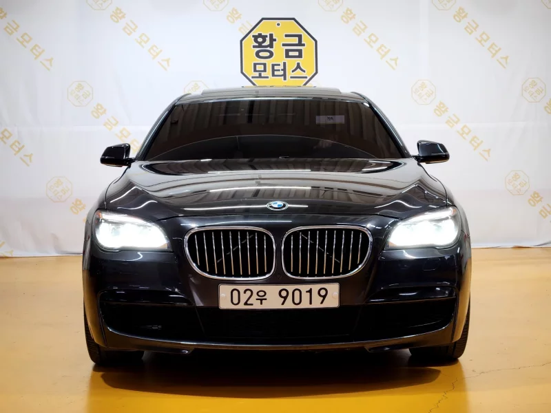 BMW 7-Series
