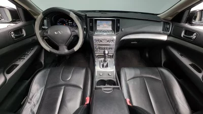 Infiniti G