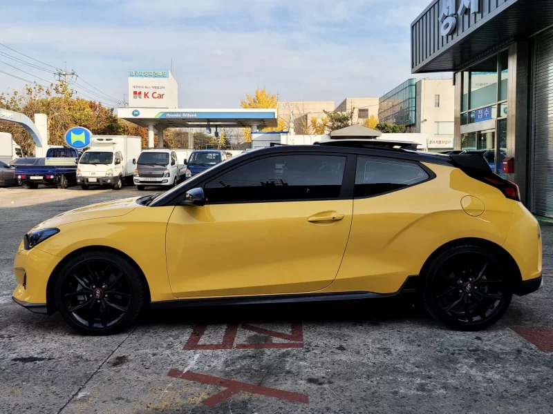 Hyundai Veloster