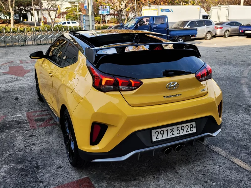 Hyundai Veloster