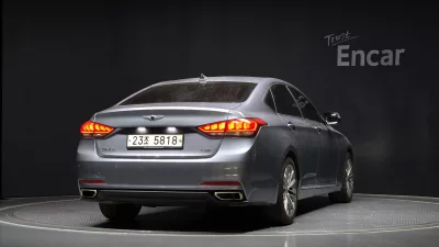 Hyundai Genesis