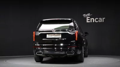 Cadillac XT6