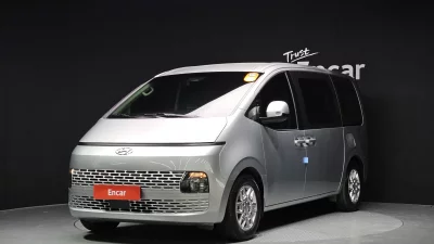 Hyundai Staria