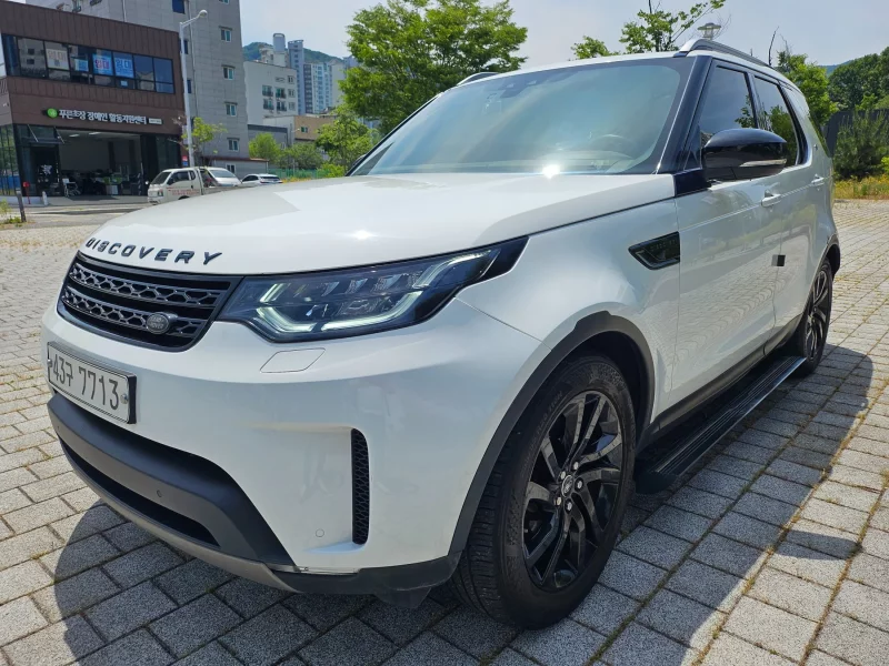 Land Rover DISCOVERY