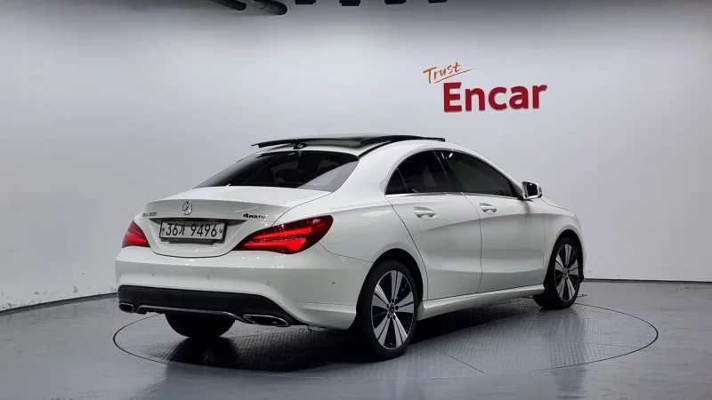 Mercedes-Benz CLA-Class