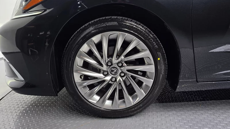 Lexus ES300h