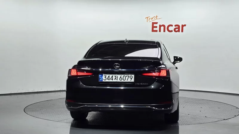 Lexus ES300h