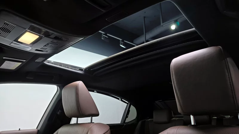 Lexus ES300h