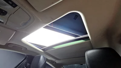Chrysler 200