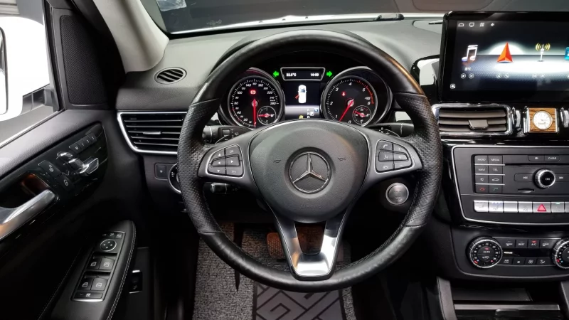 Mercedes-Benz GLE-Class