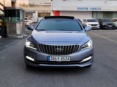 Hyundai Aslan