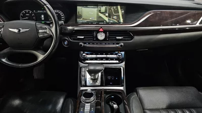 Genesis EQ900