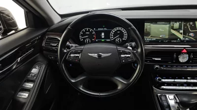Genesis EQ900