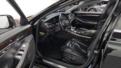Genesis EQ900