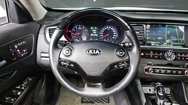 Kia K9