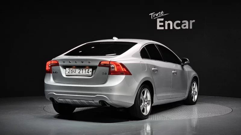 Volvo S60