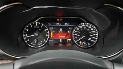 Nissan MAXIMA
