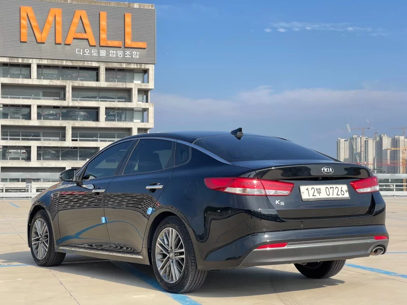 Kia K5