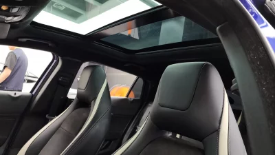 Infiniti Q30