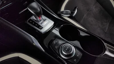 Infiniti Q30