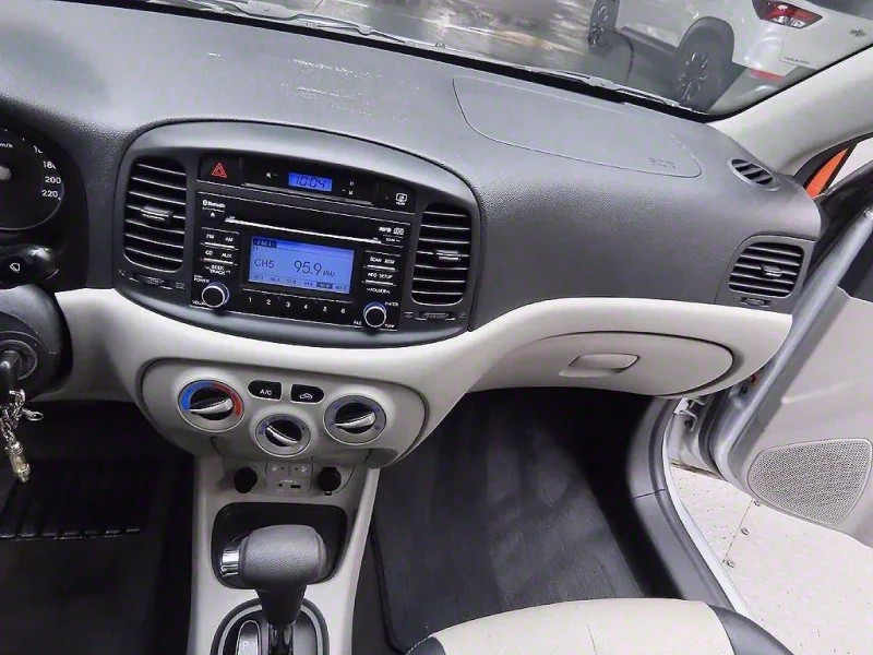 Hyundai Verna