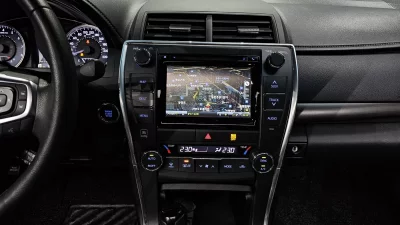Toyota CAMRY