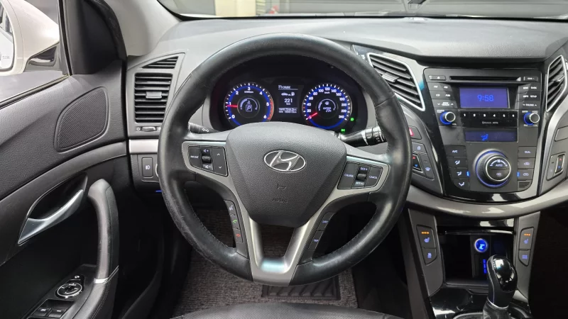 Hyundai I40