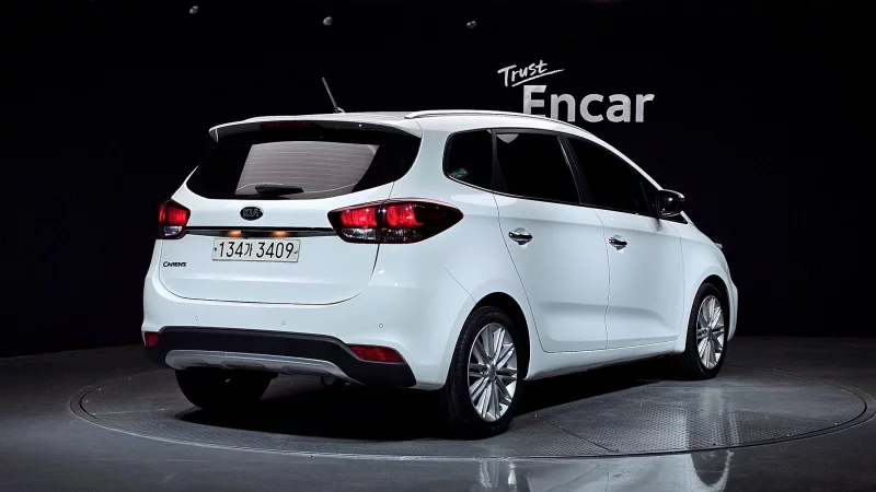 Kia Carens