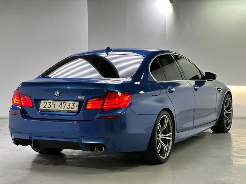 BMW M5