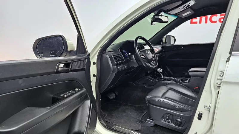 SsangYong Rexton Sports Khan